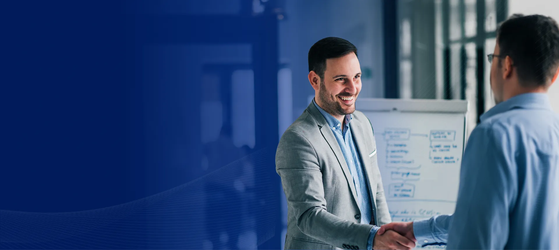 Banner de asociación estratégica que indica oportunidades de cooperación internacional en las industrias fintech y de trading